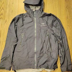 2022 Arc'teryx Beta hard shell (L) - mens